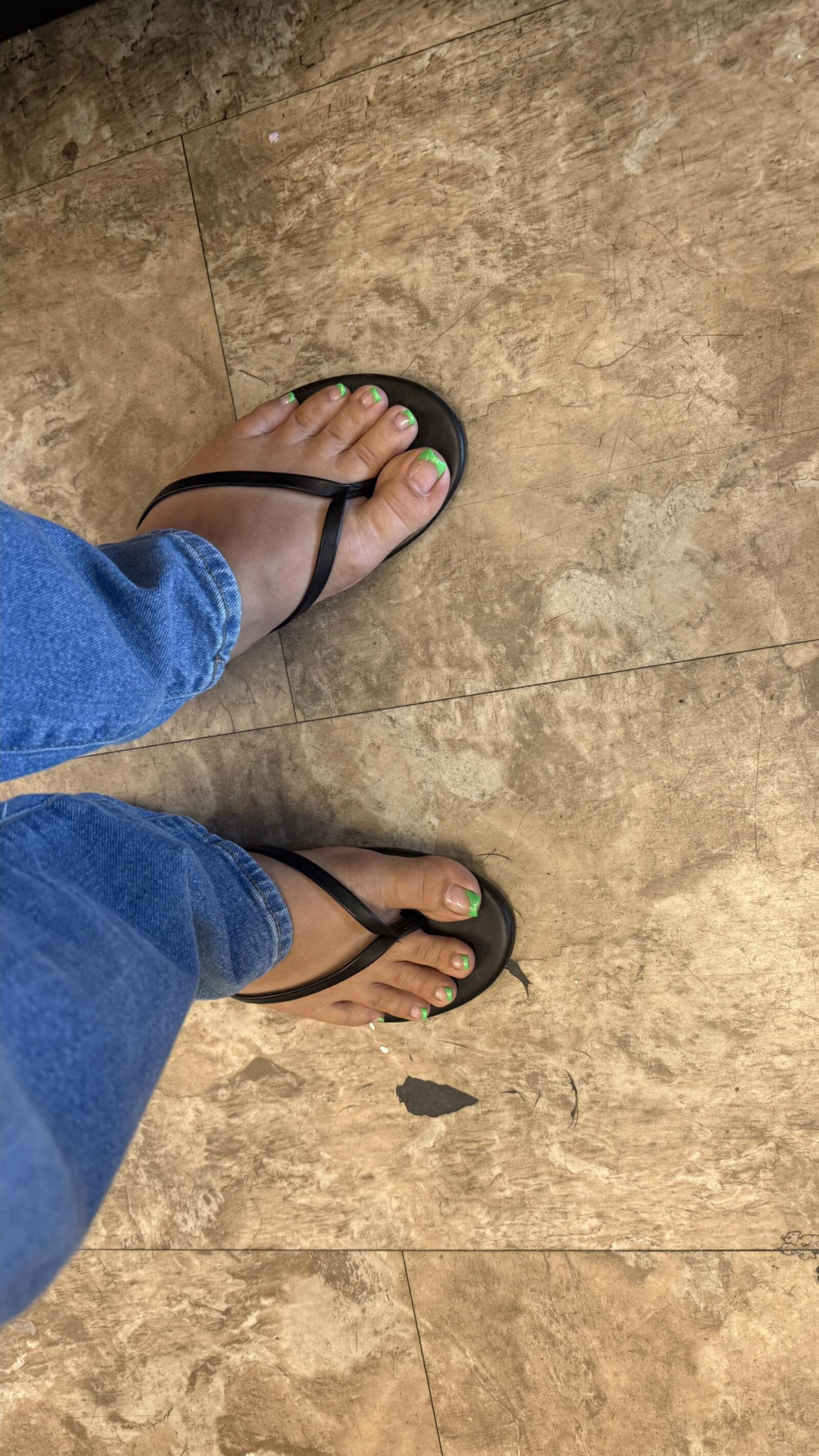 Limegreen FrenchTip Toes N Soles