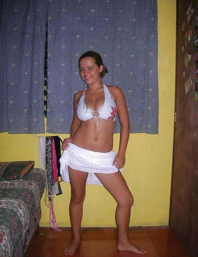 Sexy mexicano en la casa de la playa
