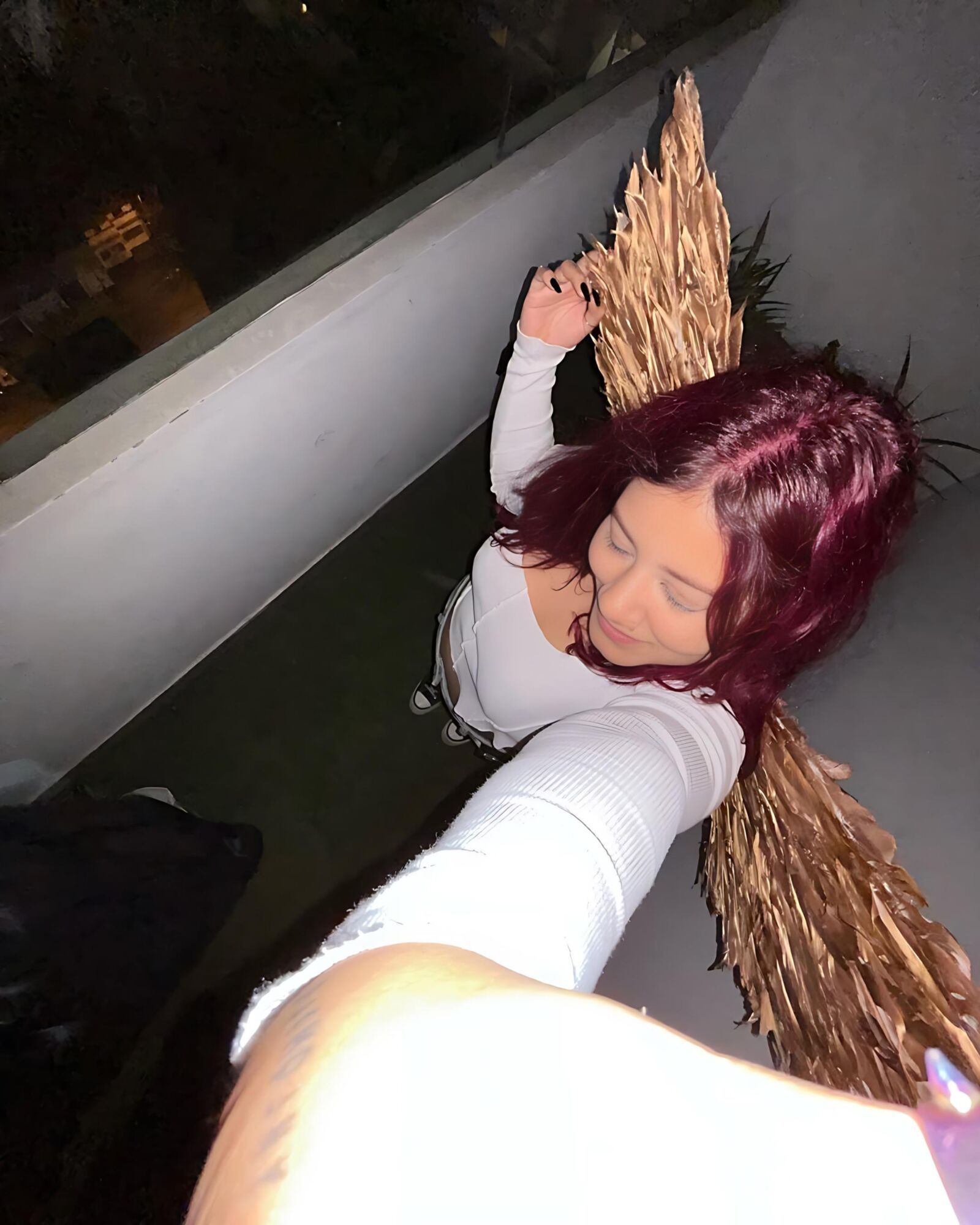 Big Booty Latina Teen muestra su culo y sus pies