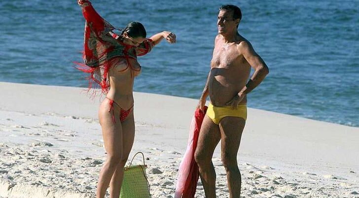 Modelo y actriz brasileña desnuda Nana Gouvea