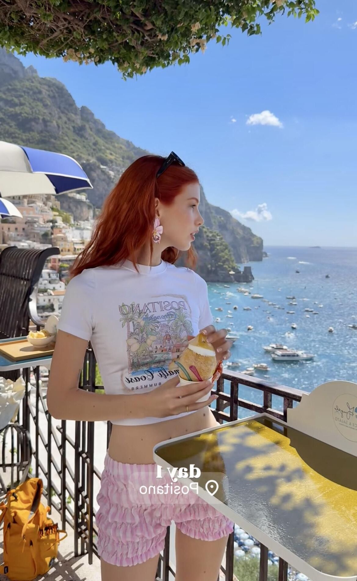 La linda actriz y modelo de jengibre muestra su lado más pervertido