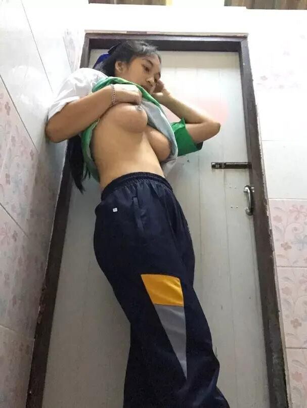 Gracinha sexy da universidade tailandesa