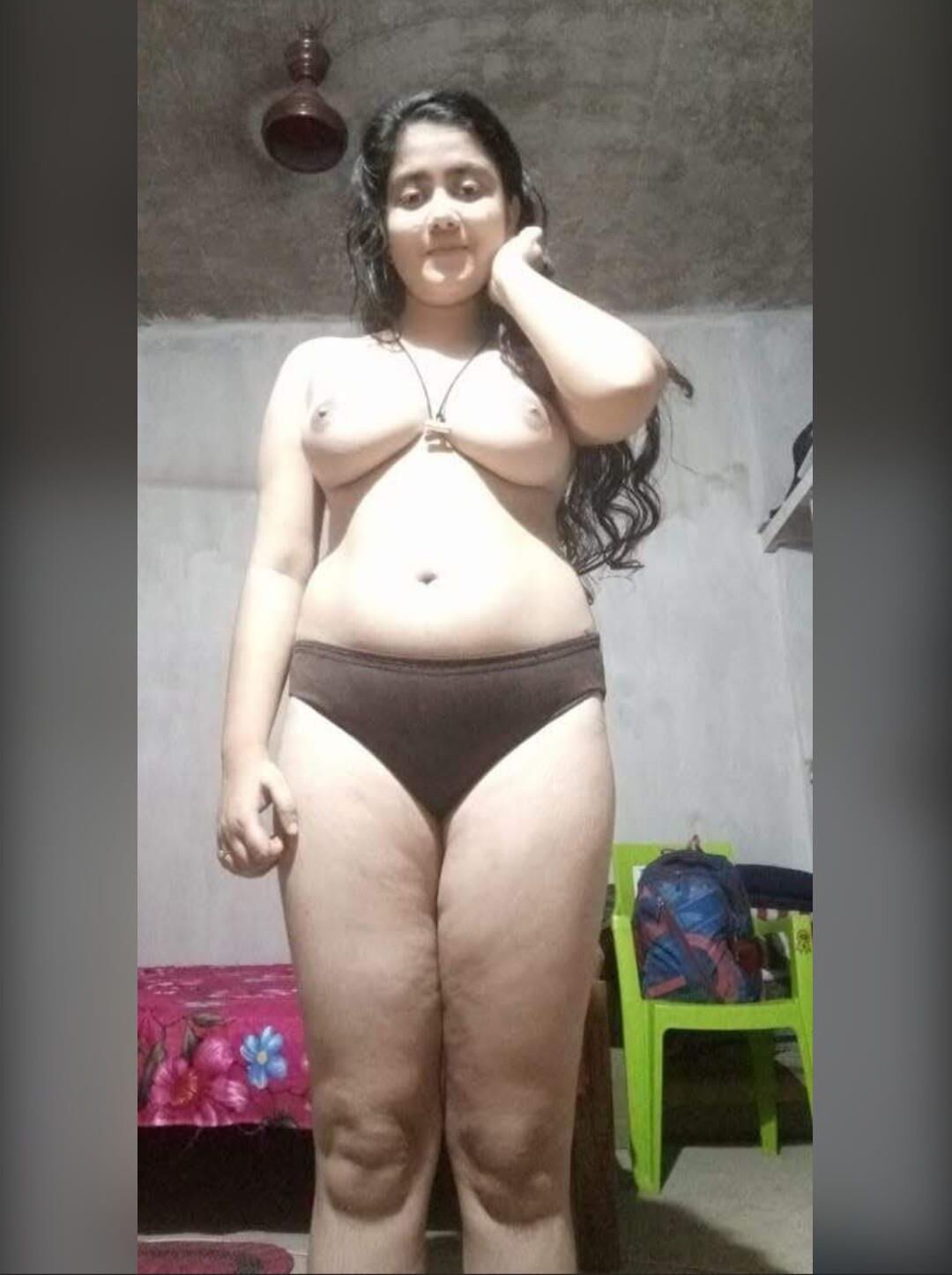 Домохозяйка Desi