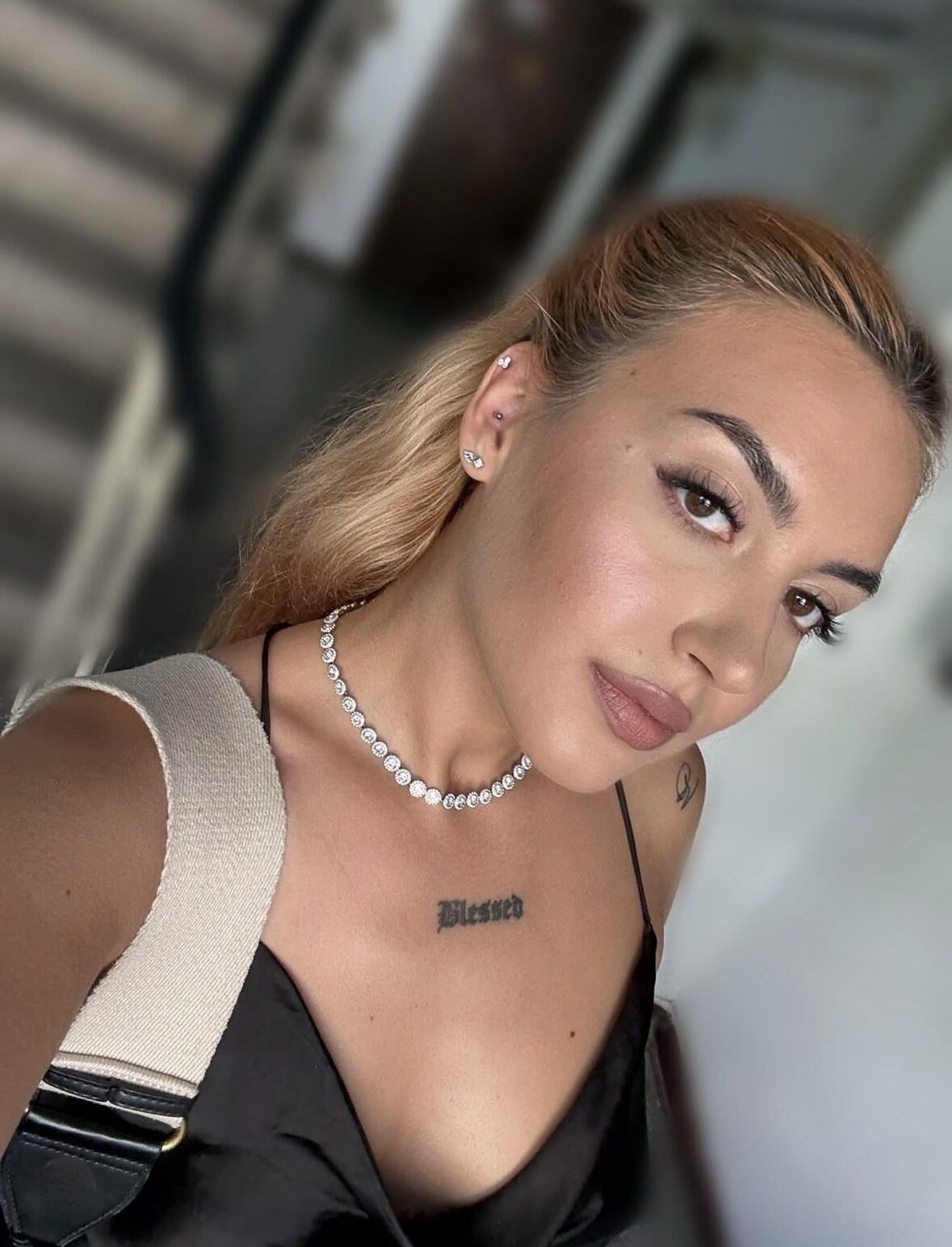 Dara Big Ass маленькие сиськи великолепные брюнетки смешанные горячие выстрелы