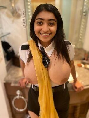 Diosa desi tetona