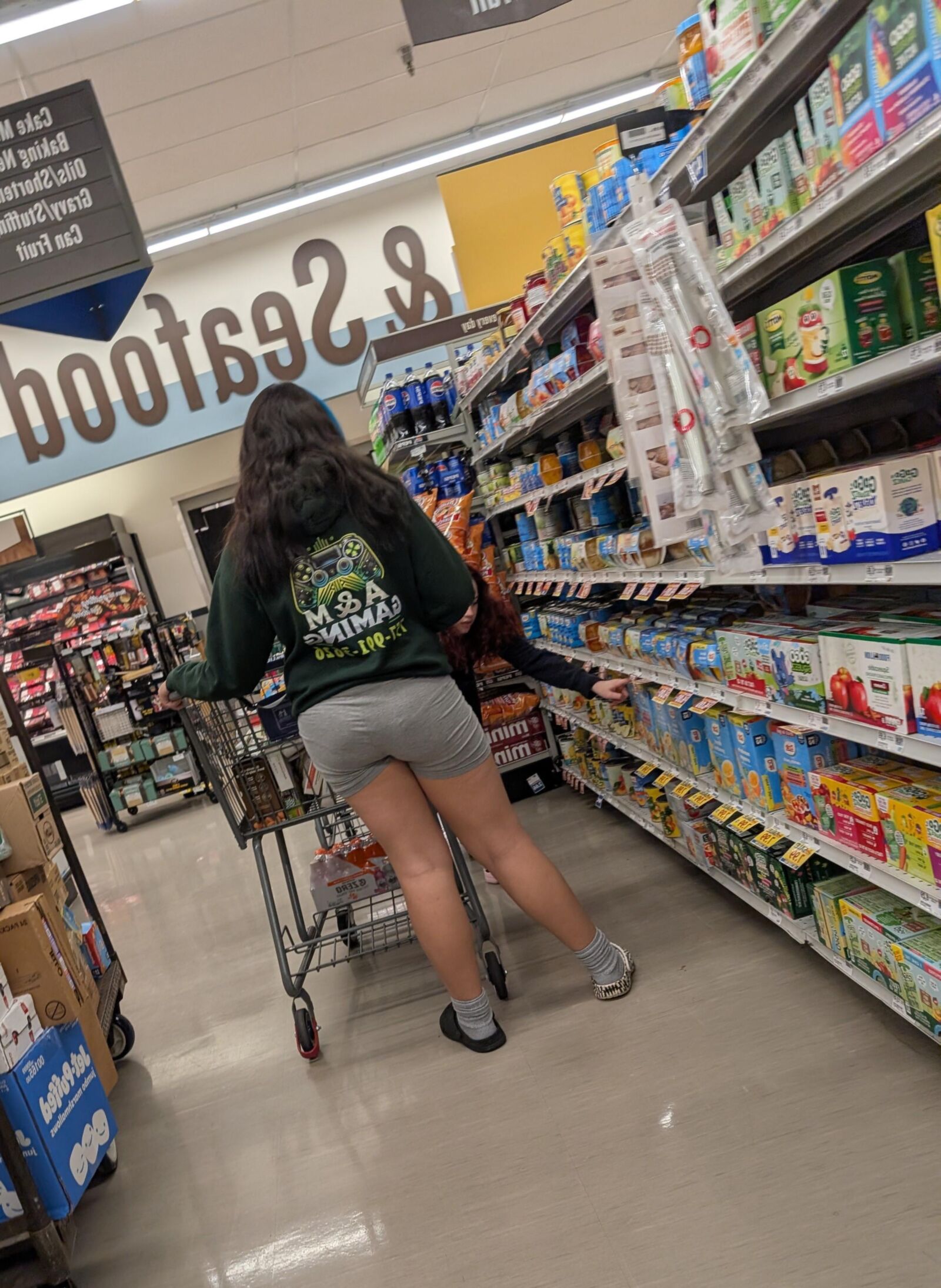 Comprador universitario grueso