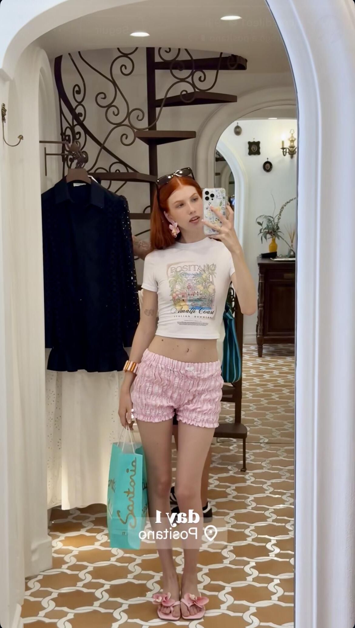 La linda actriz y modelo de jengibre muestra su lado más pervertido