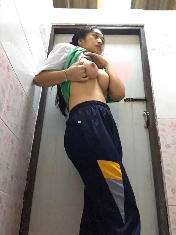 Gracinha sexy da universidade tailandesa