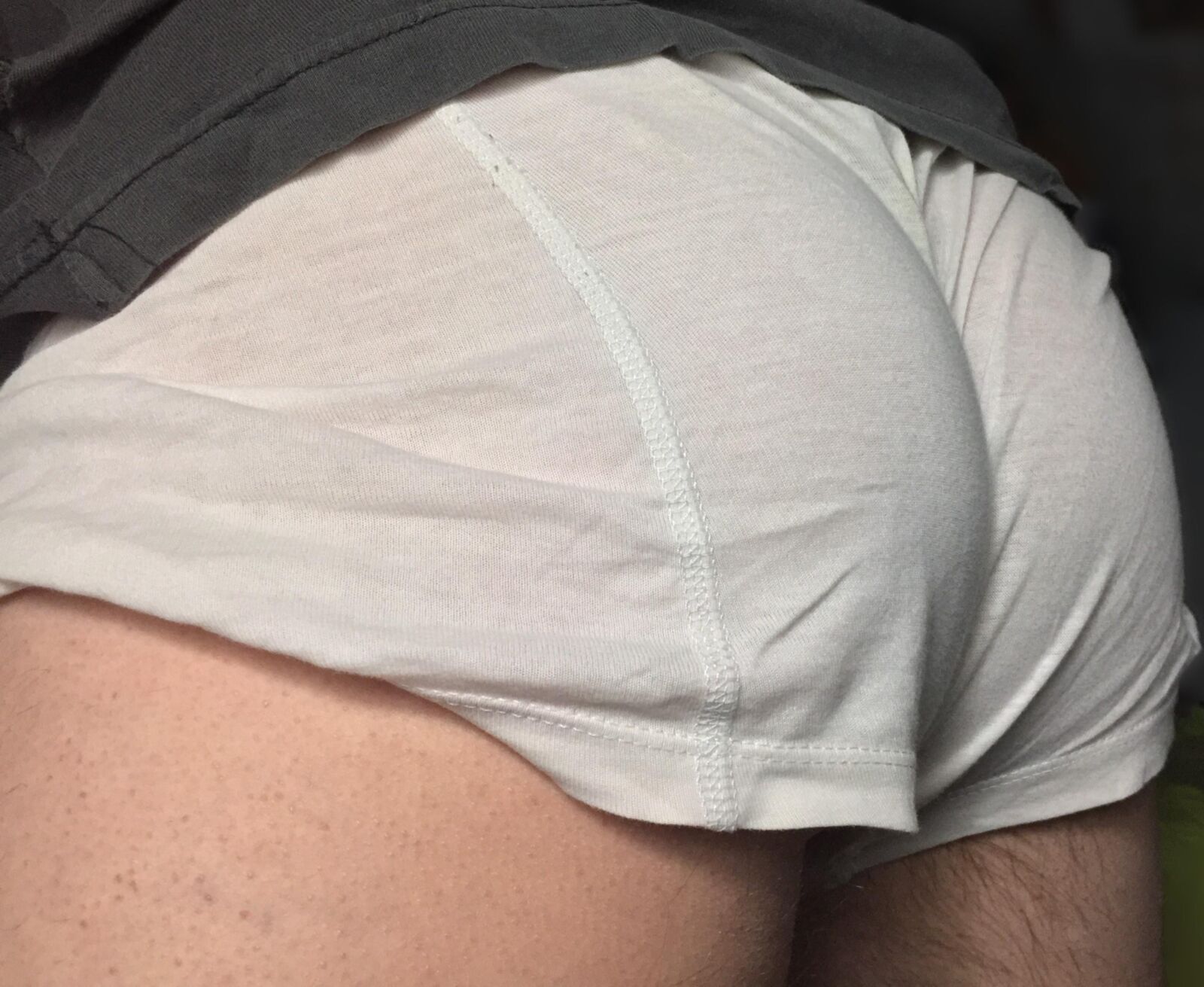 pantalones blancos en el culo sexy