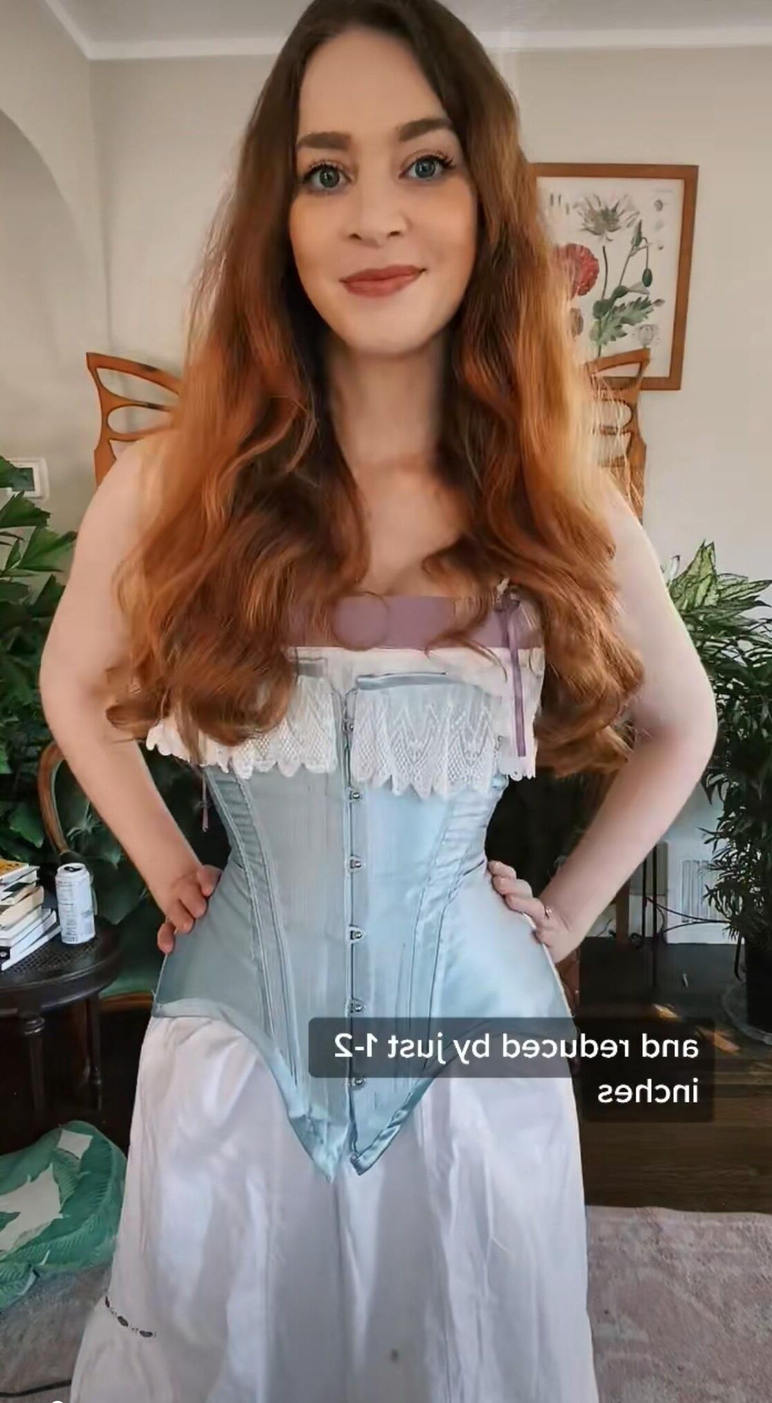 Sexy Costumer Vintage Ivy Thompson (The Sewlo Artist)