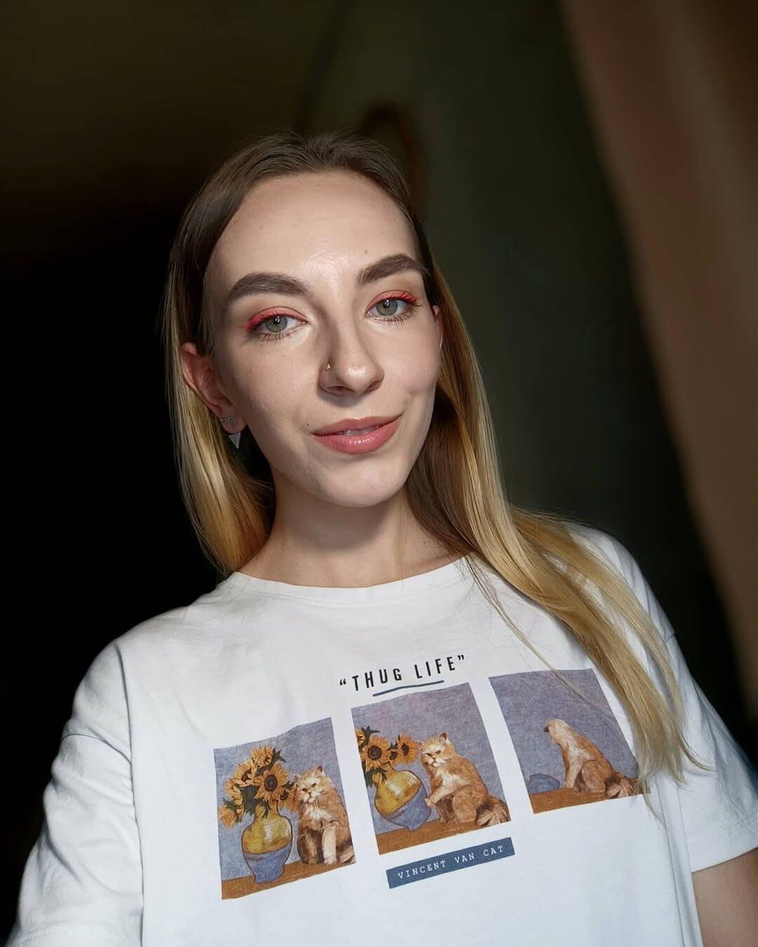 Katya Lazareva exponierte dünne russische Fotze