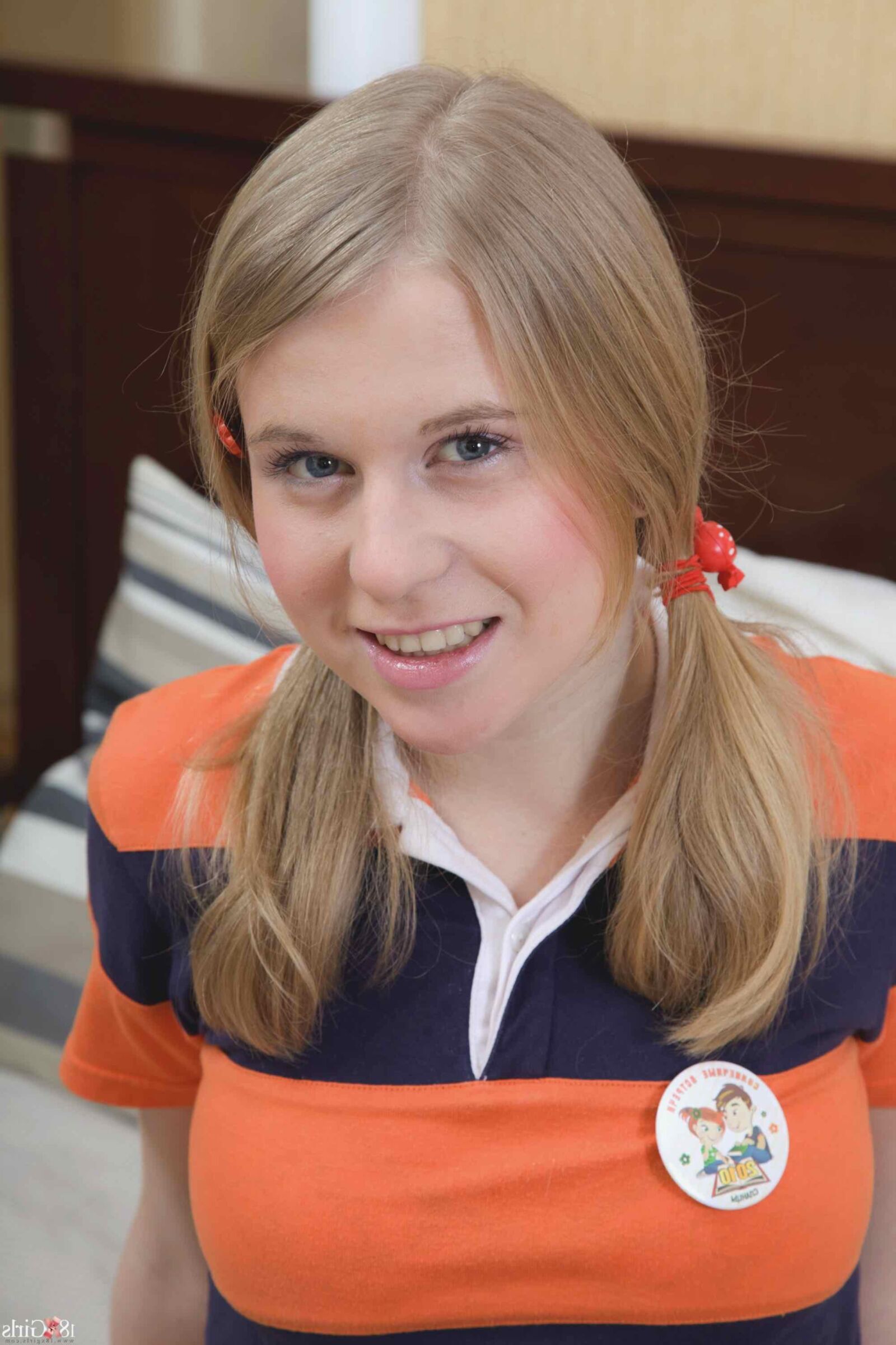 Xgirls Serina Ein Vorgeschmack auf ihn