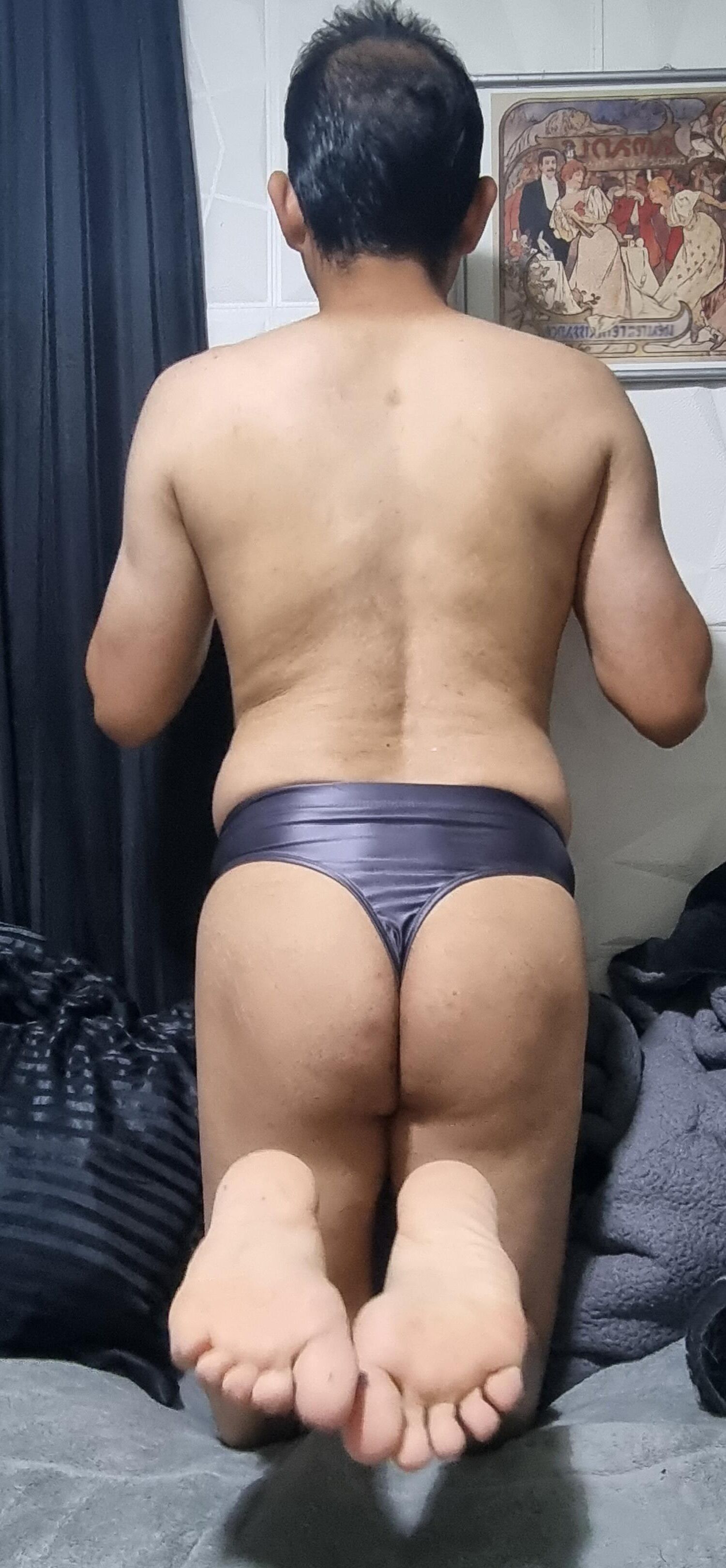 Tanga gris brillante