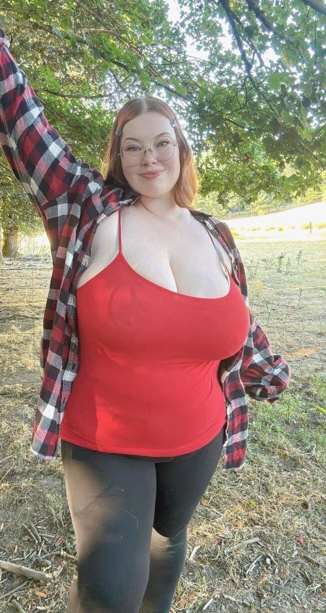 AMBER ENORME TOOBS BIG BUTT BUTH HEAD ESPOSA MEZCLADAS HOTS HOTS