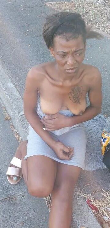 Sexy Ebony Crackhead/Crackwhore