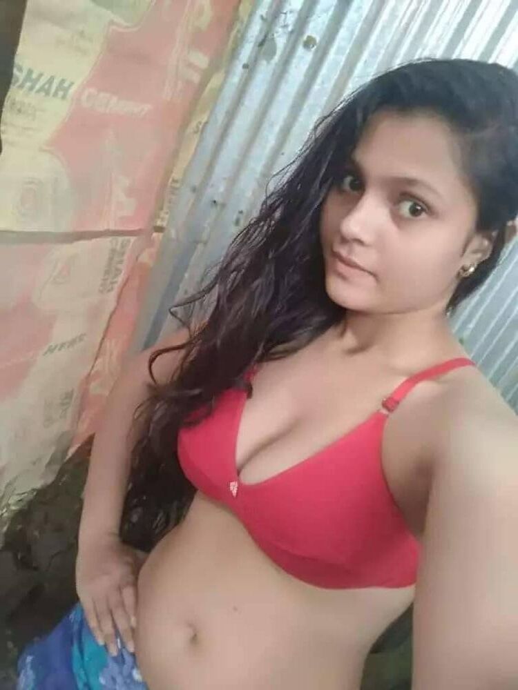 Bangladeshi tetonal revela sus tetas