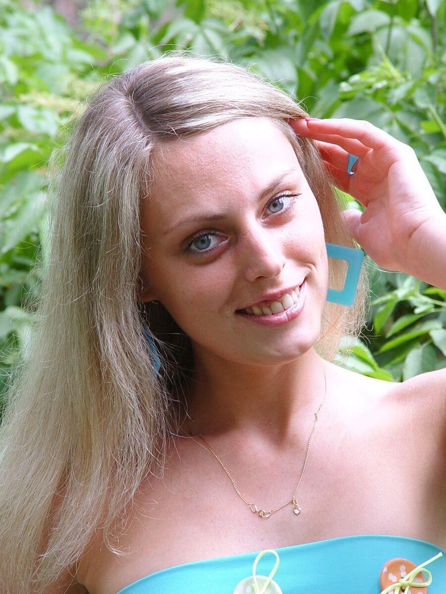 Sexy blond draußen