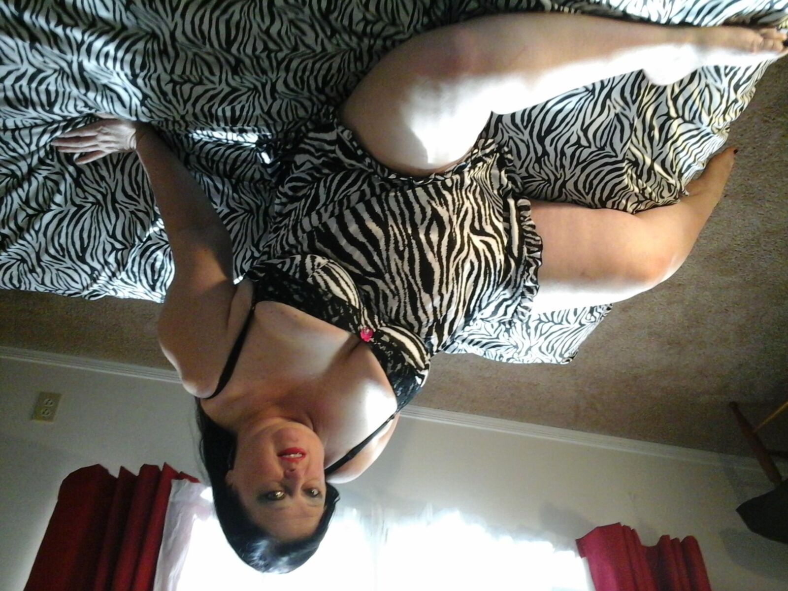 MILF LAS MILF TITAS WHITE Y CULO MIÉRCOLES