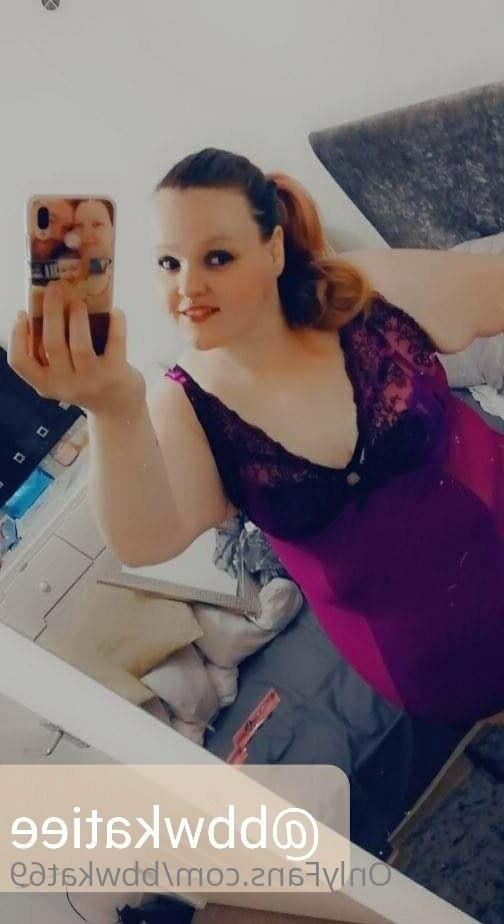 Katie enorme culo tetas grandes bbw chica anal fotos calientes mixtas