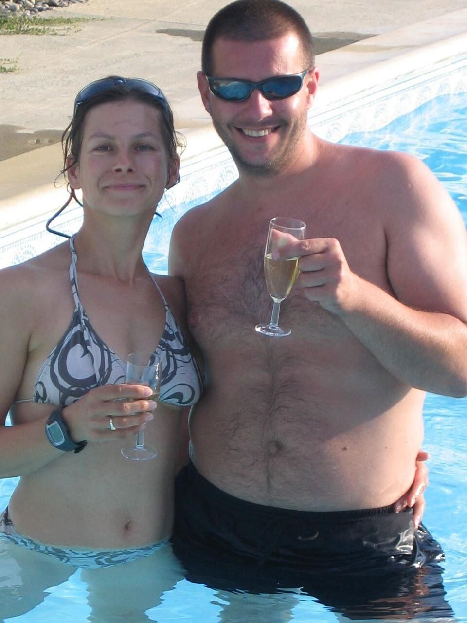 Marido de chupado de sí mismo y su esposa cachonda