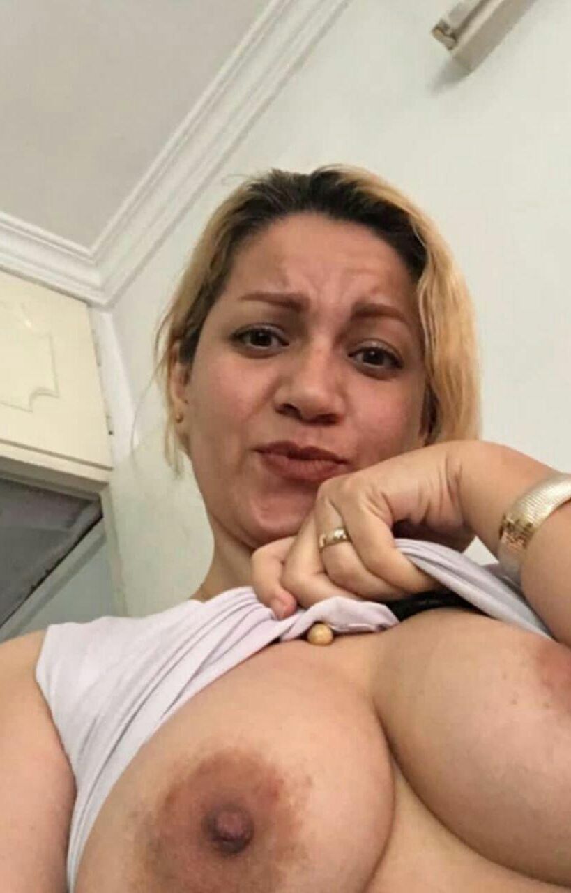 esposa iraní tetona