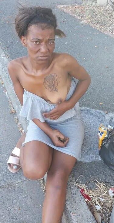 Sexy Ebony Crackhead/Crackwhore