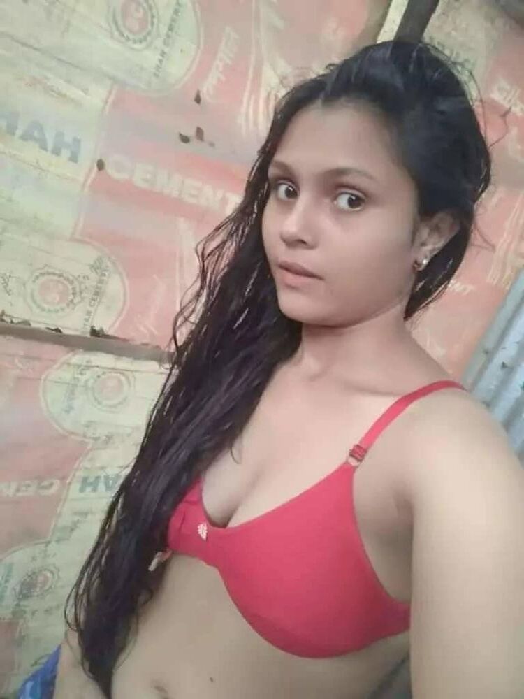Bangladeshi tetonal revela sus tetas