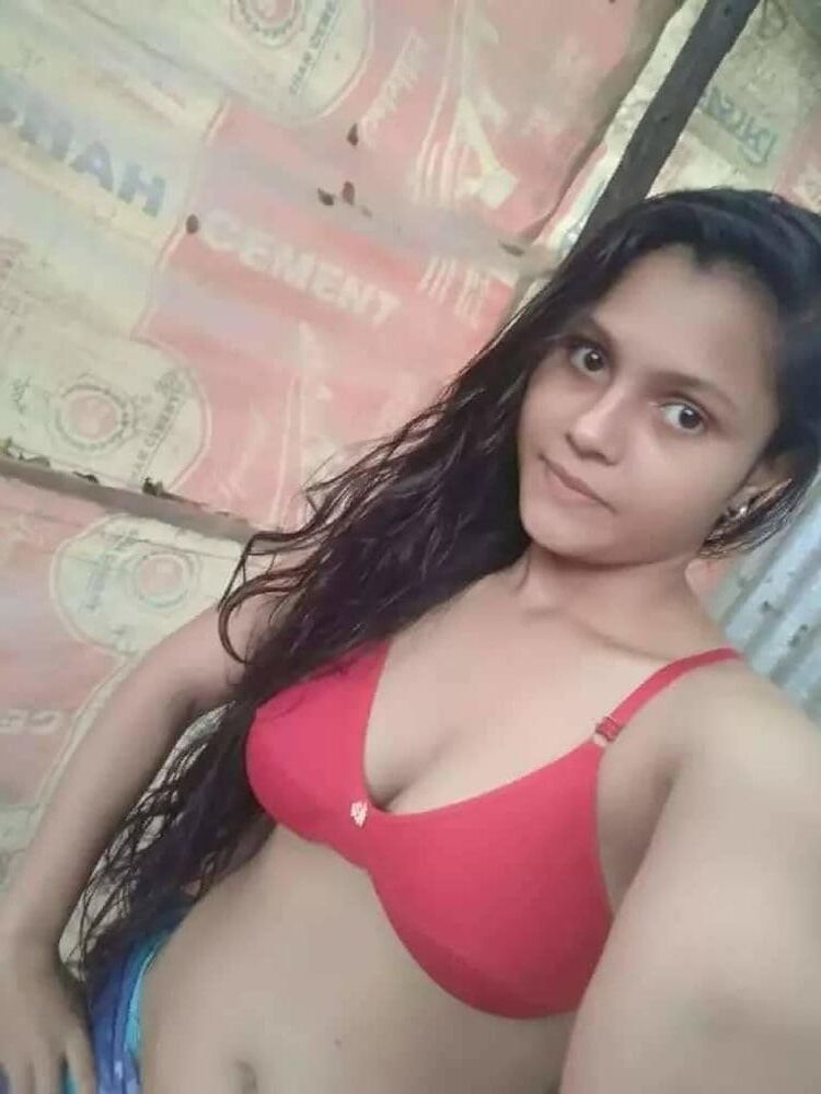 Bangladeshi tetonal revela sus tetas