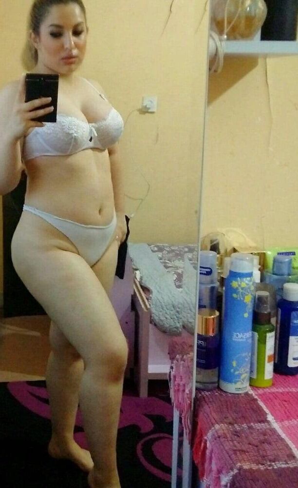 esposa iraní Farnia