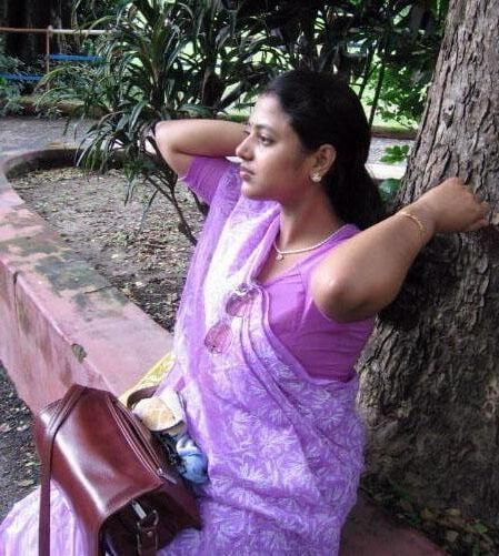 Sari vestida desi esposa