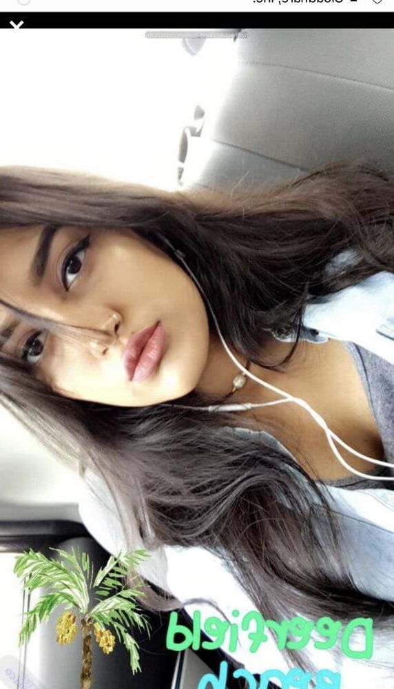 Novia india caliente en bolsas de peces